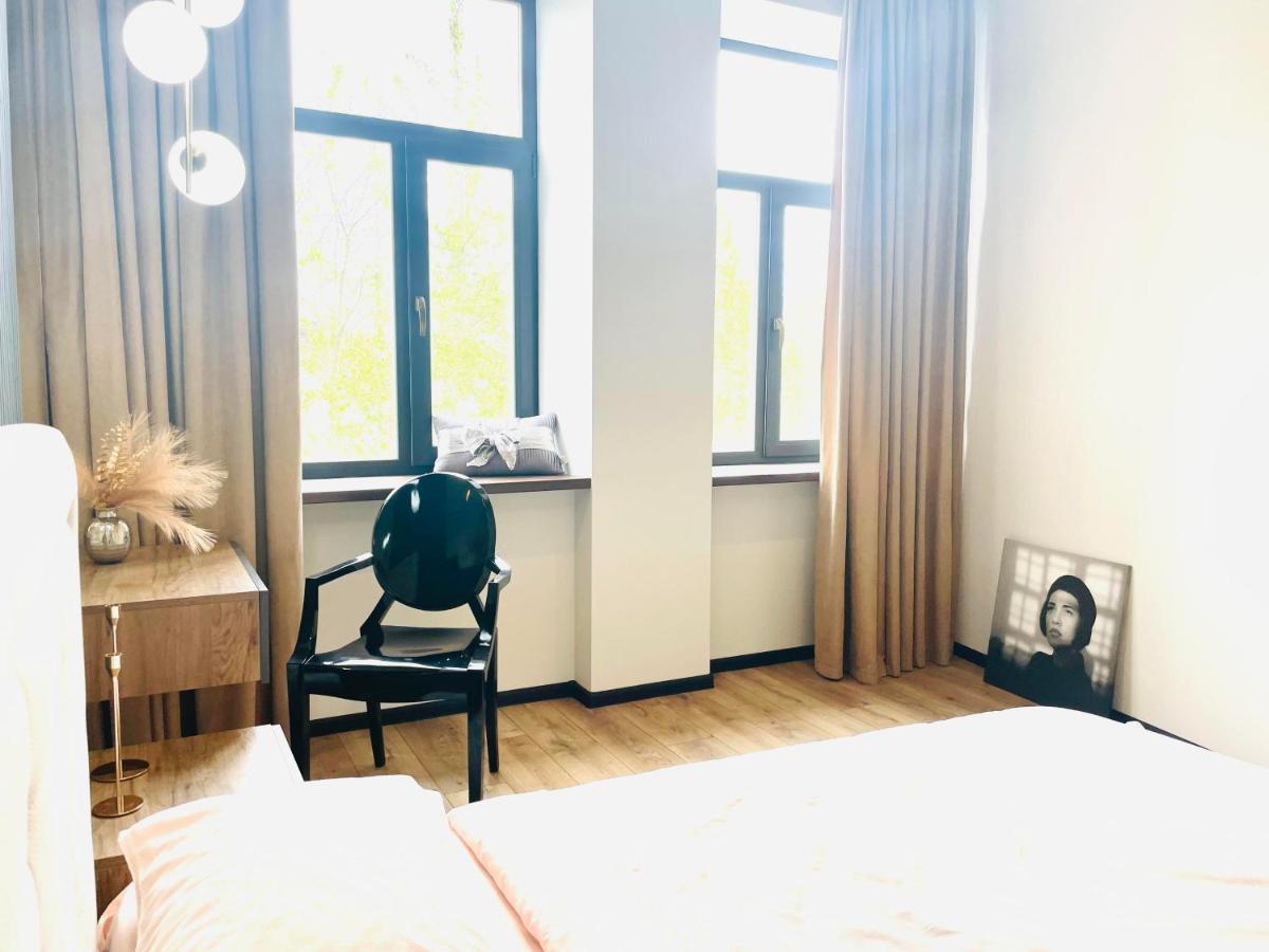 Apartment сучасні в центрі,паркінг Lviv